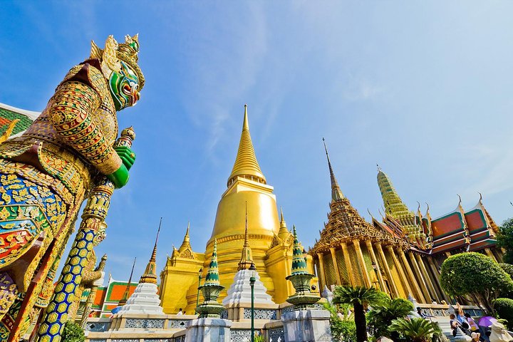 In and around Bangkok Private Tour Guide with Custom Experience.